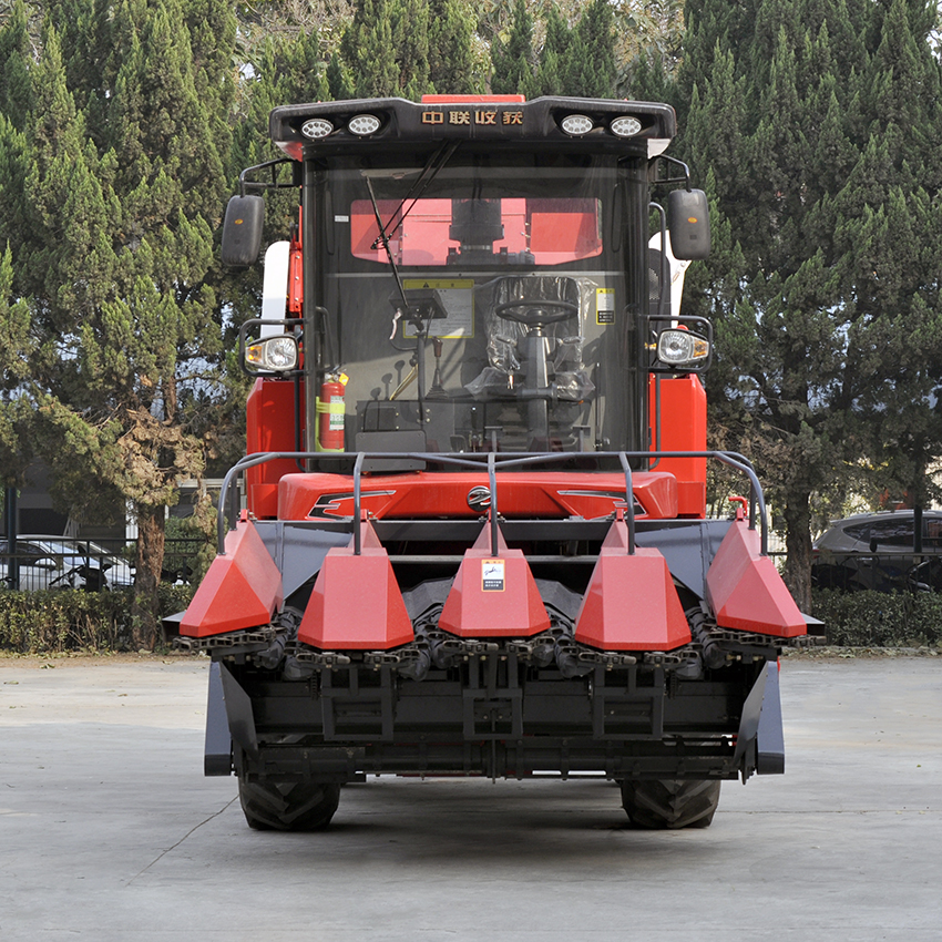 4 Rows Combine Corn Harvester