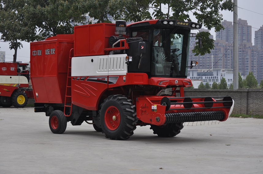 Peanut/groudnut combine harvester