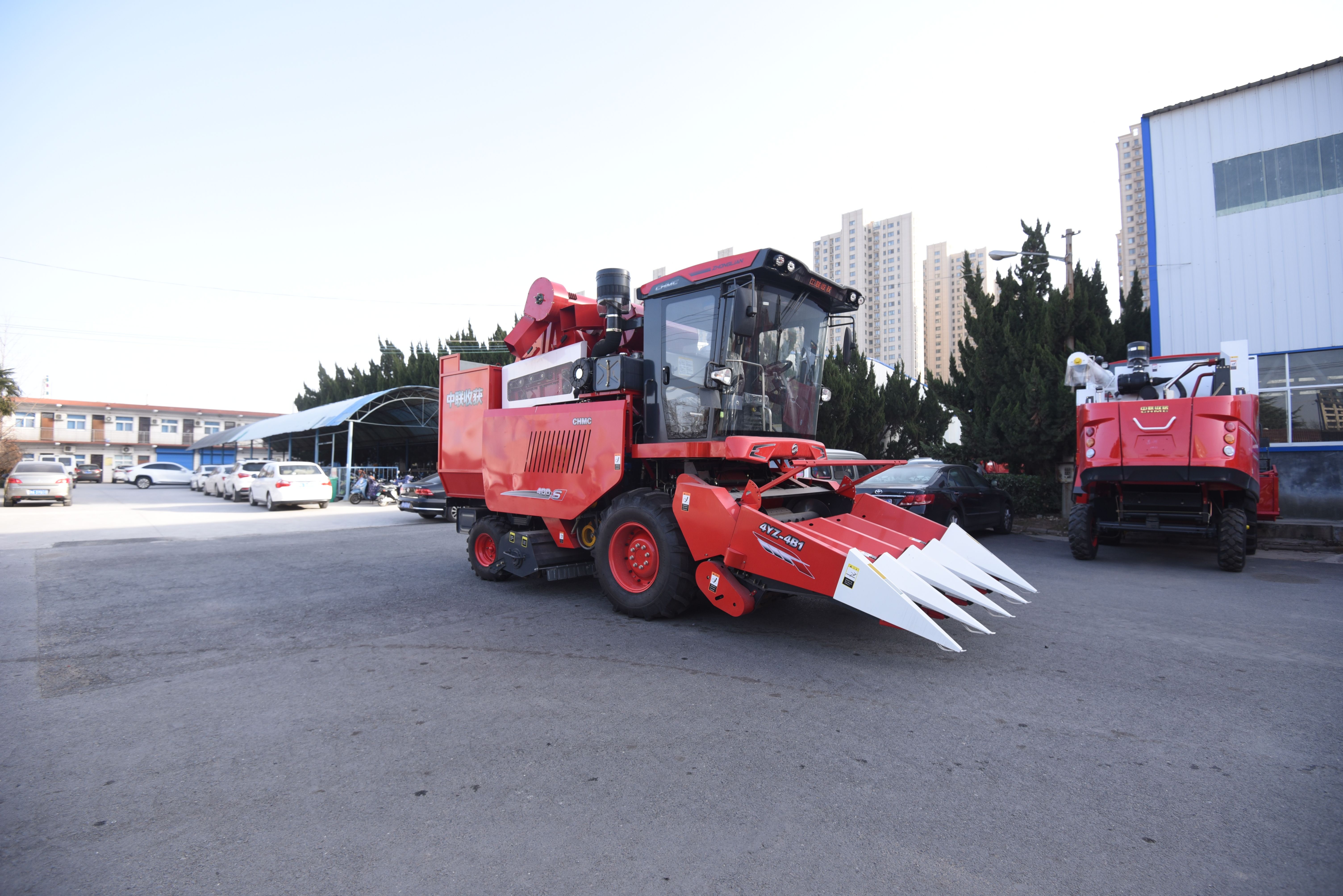 Super-powerful and Latest Model of Large Corn Harvester For Farms Fully Automatic(图4) Super-powerful and Latest Model of Large Corn Harvester For Farms Fully Automatic(图4)